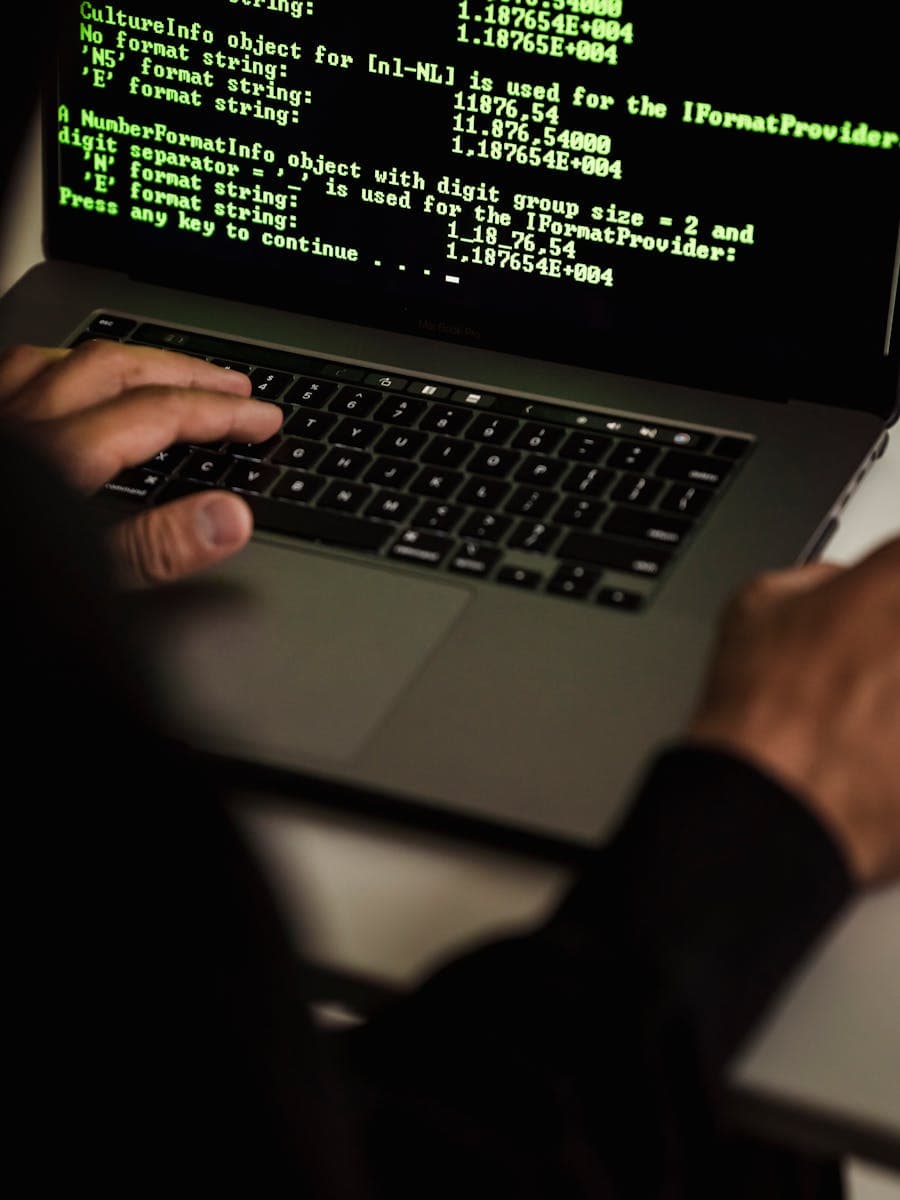 Replikacja danych w czasie rzeczywistym dla big data i wykrywania oszustw w fintechu